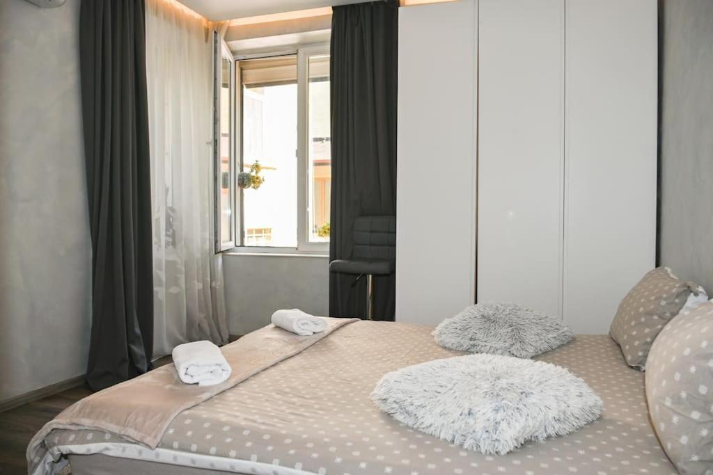 Velar 1Bdr Apartment Sofia Esterno foto