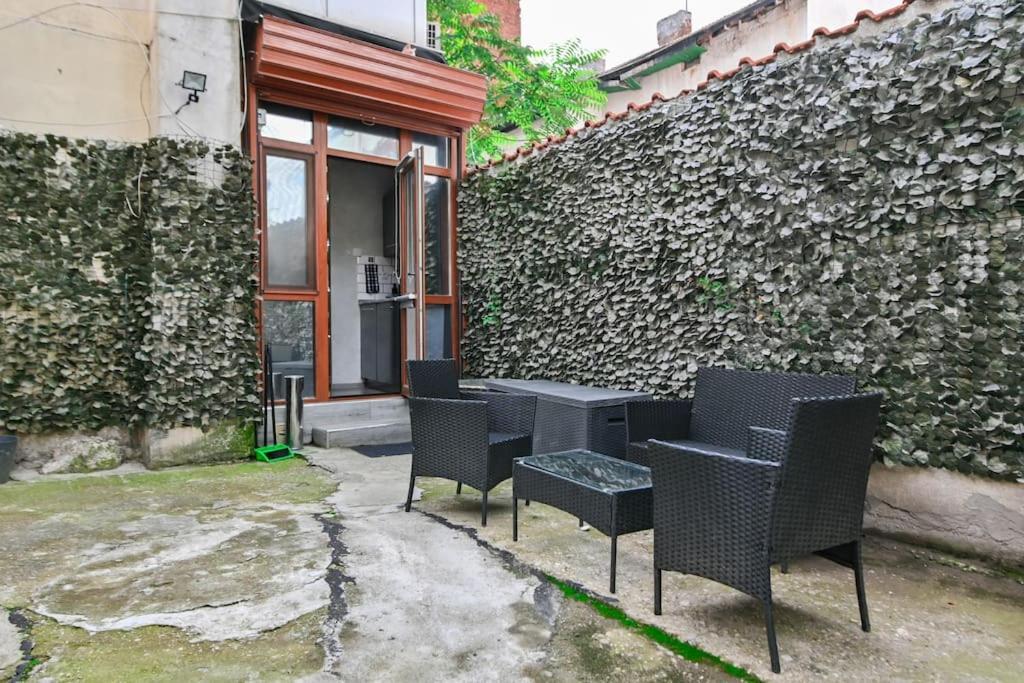 Velar 1Bdr Apartment Sofia Esterno foto